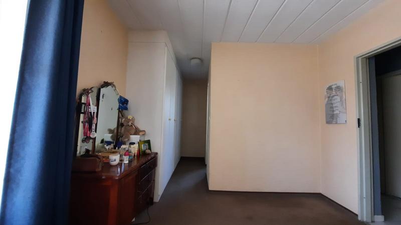 2 Bedroom Property for Sale in Vaalpark Free State